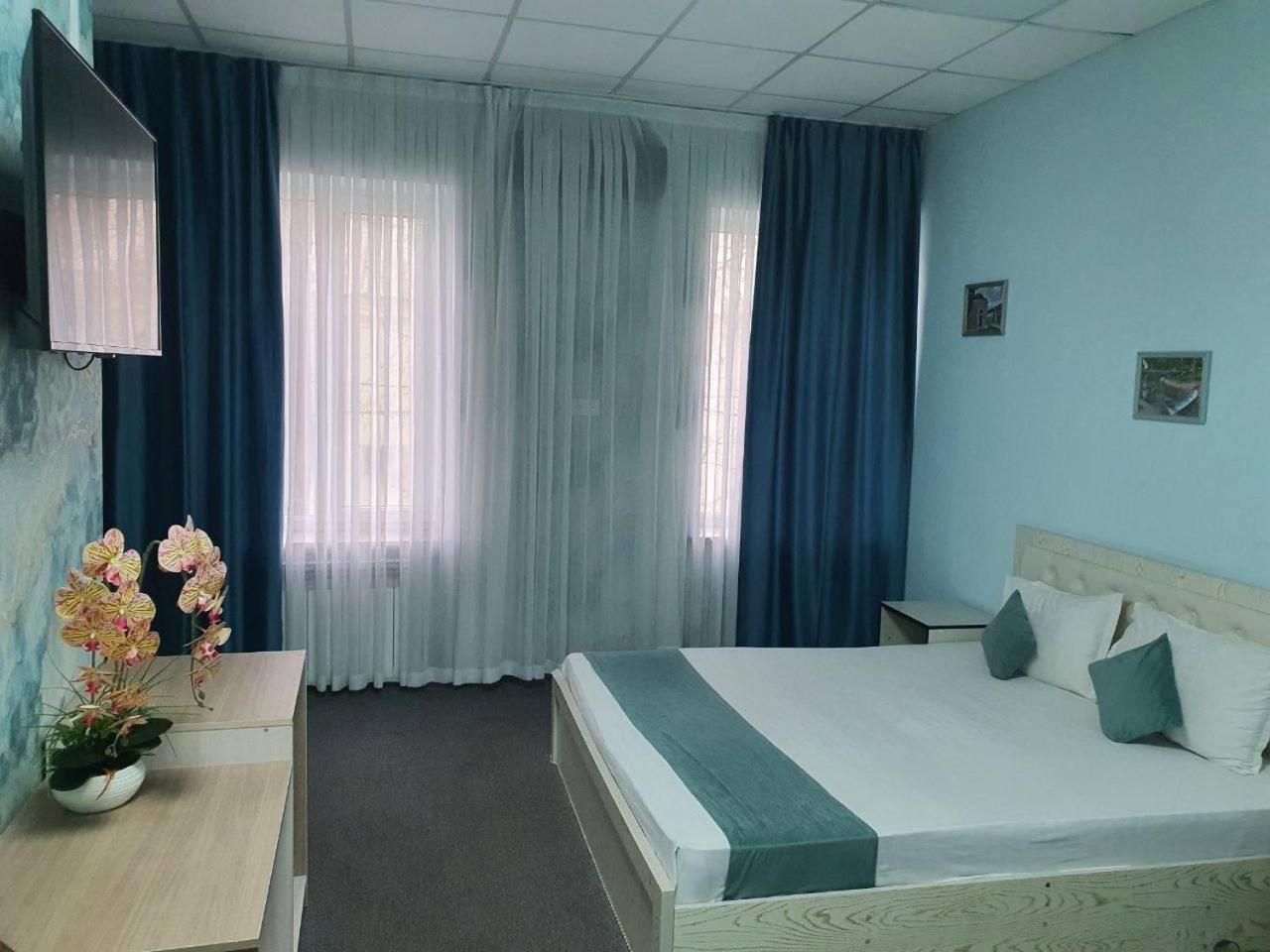 Blue Sky Tashkent Exterior foto